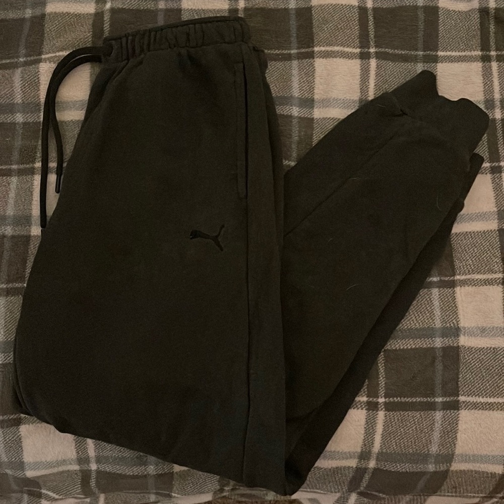 Puma size L joggers